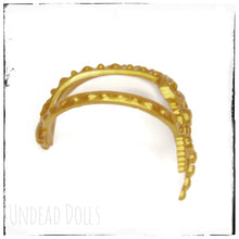 Load image into Gallery viewer, Monster High Frights Camera Action Cleo De Nile Gold Headdress